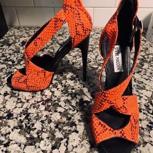 Steve Madden orange with black stilettos